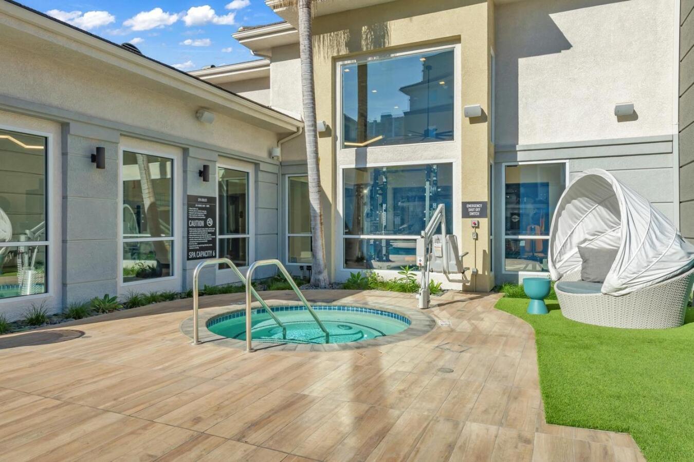 Elegant In Mdr-venice With Pool, Hottub & Gym Apartamento Los Angeles