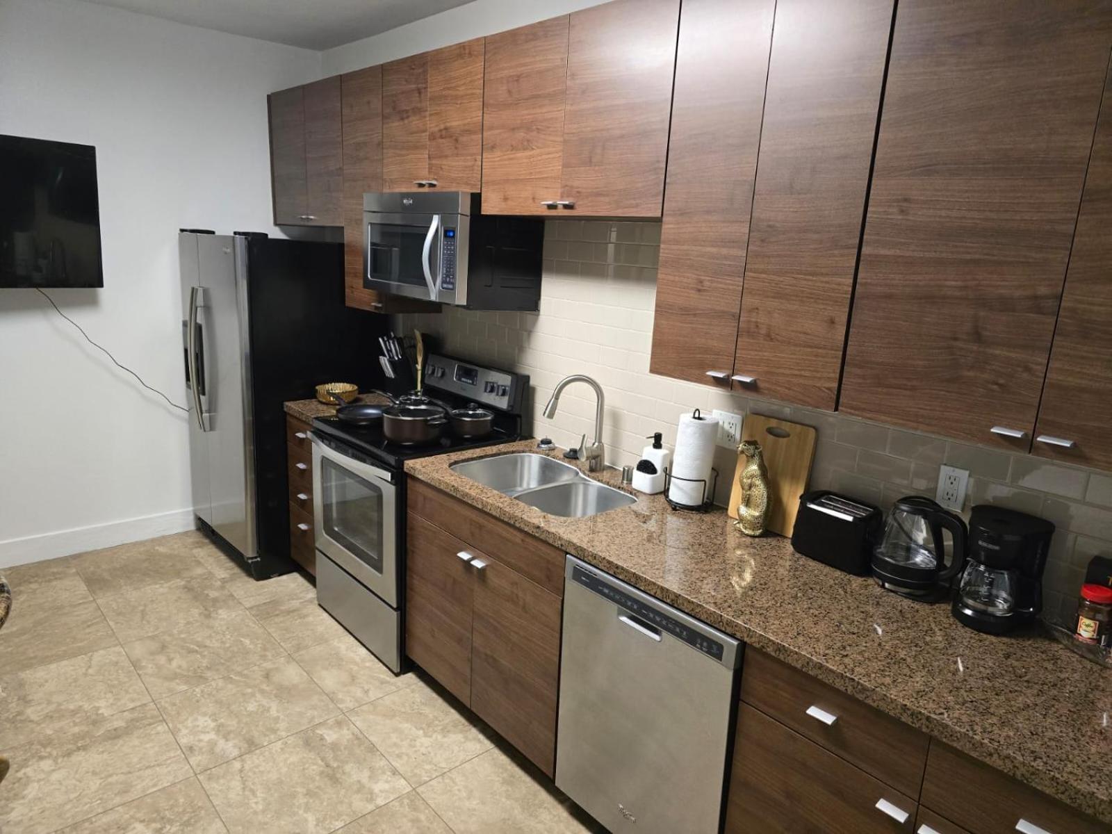 Apartamento Elegant In Mdr-venice With Pool, Hottub & Gym *