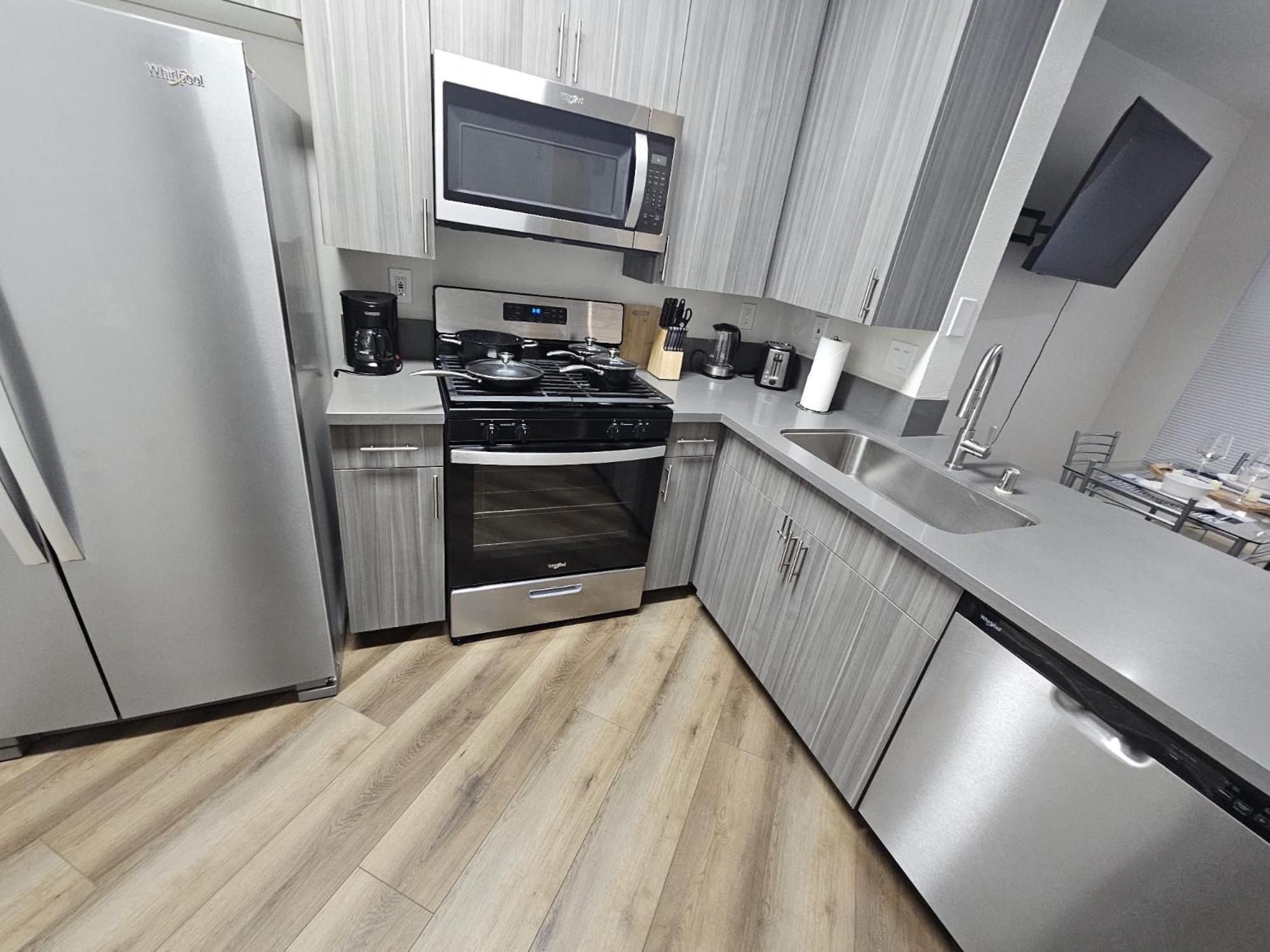 Apartamento Elegant In Mdr-venice With Pool, Hottub & Gym Los Ángeles