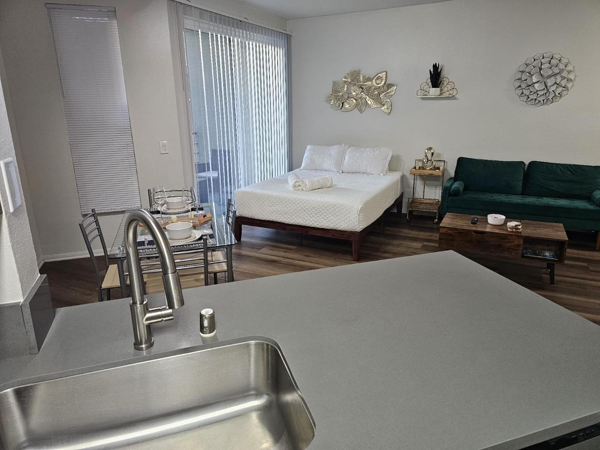 Elegant In Mdr-venice With Pool, Hottub & Gym Apartamento Los Ángeles